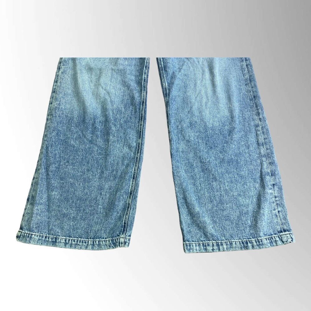 Classic Blue Women's Jeans - Picture 13 of 15